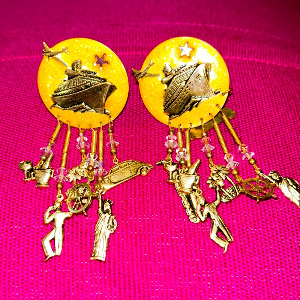 Moulin Rouge canary yellow VTG enamel earrings cruise 🚢 ship and airplane